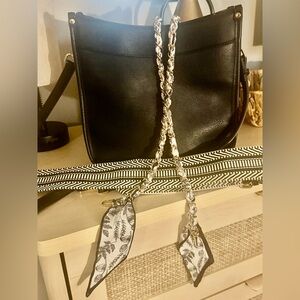 Cluci casual Black Leather Cross Bag with 3 straps included